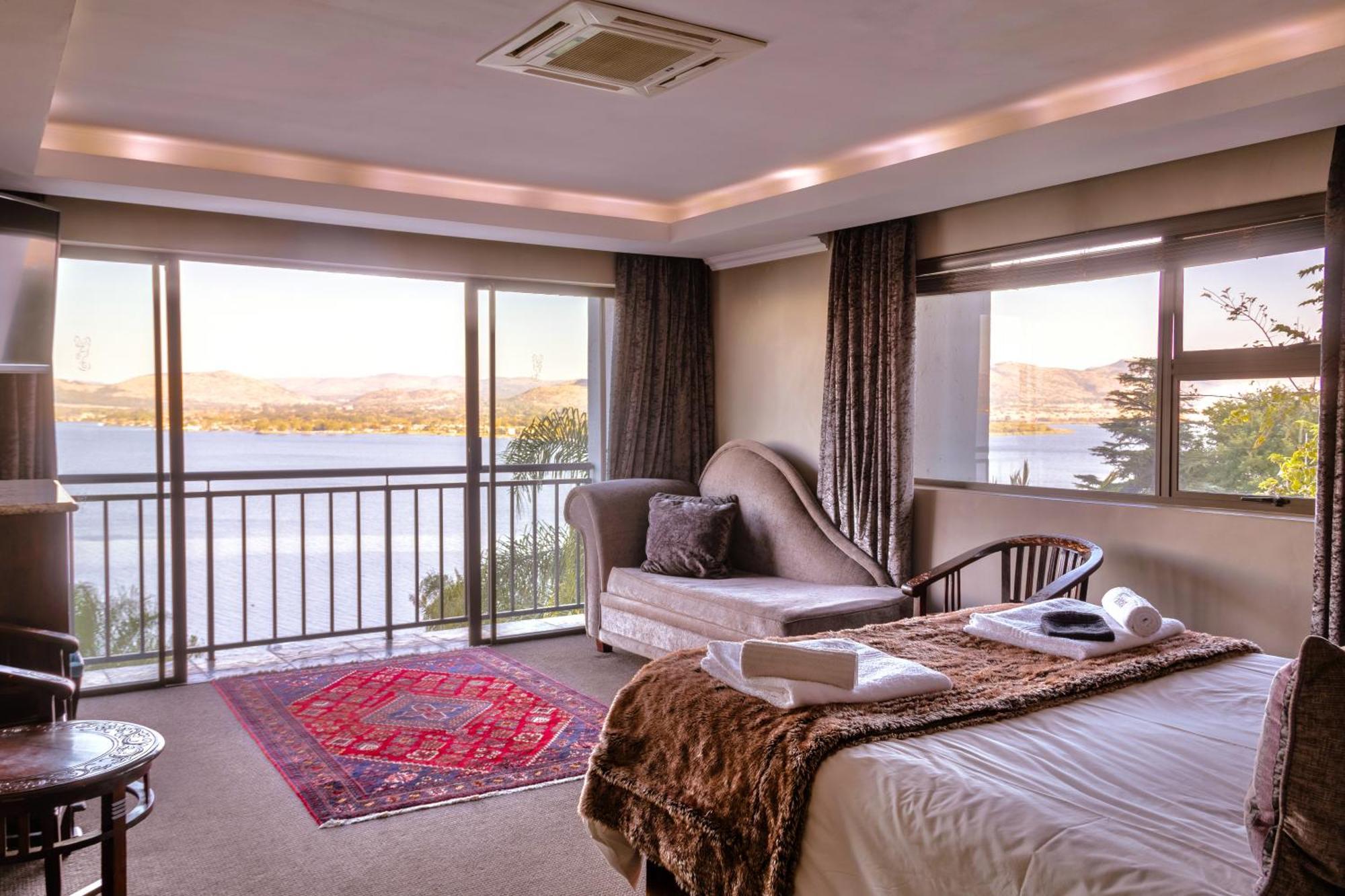Kosmos Lodge Hartbeespoort Exterior photo