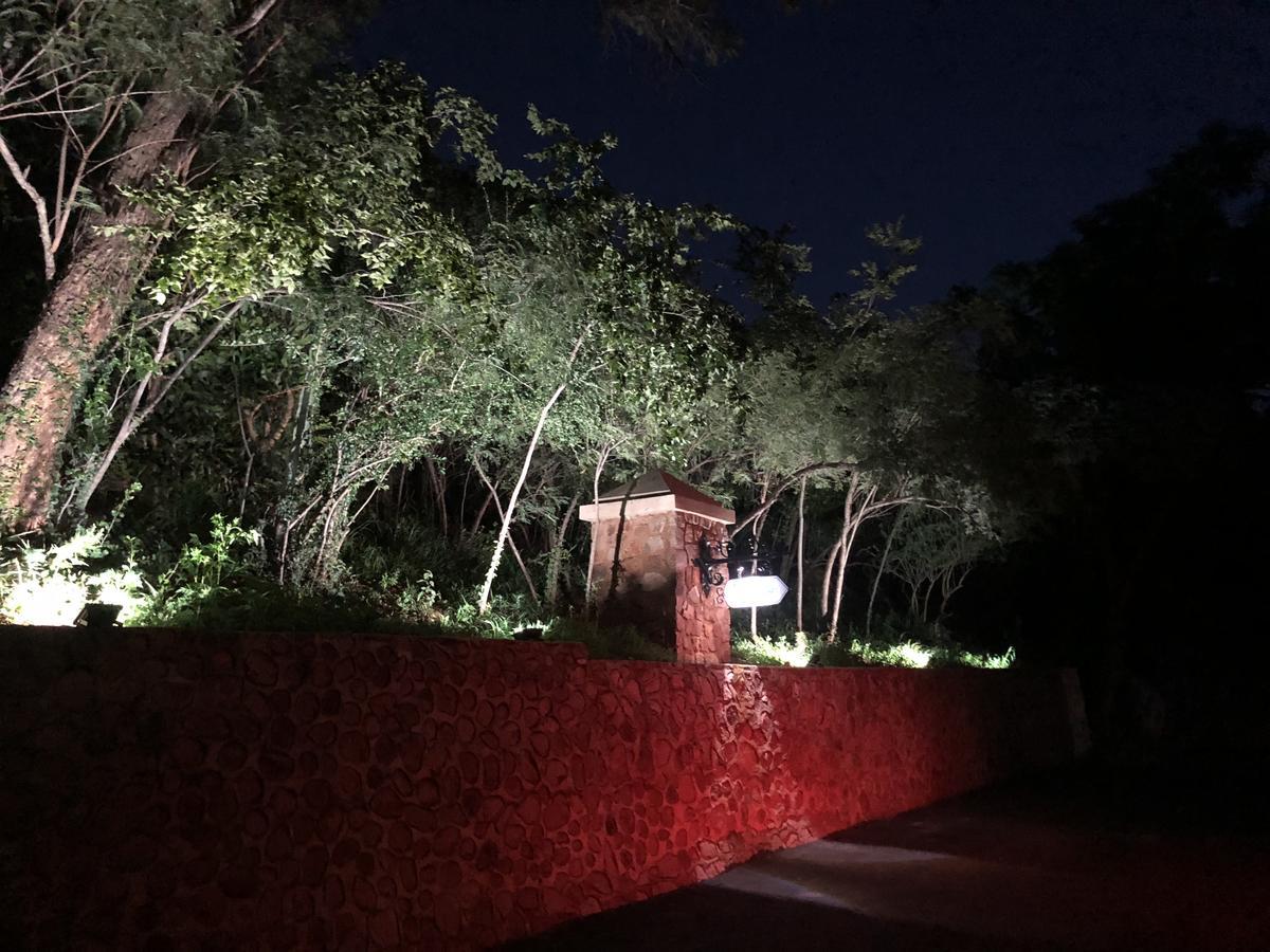 Kosmos Lodge Hartbeespoort Exterior photo